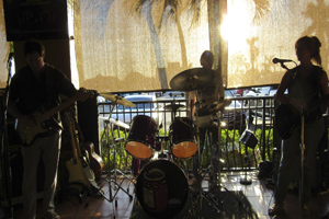 Florida_Sunset: The backdrop is perfect.
